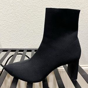 Zara black 3" booties size 40
